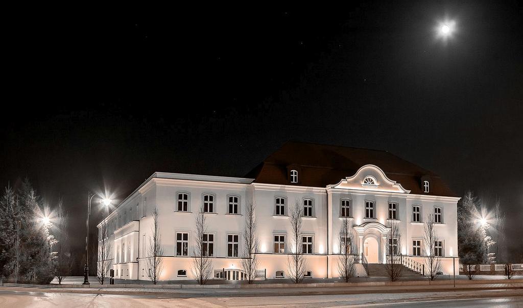 Palazzo Adler Bed and Breakfast Swarzędz Exteriör bild